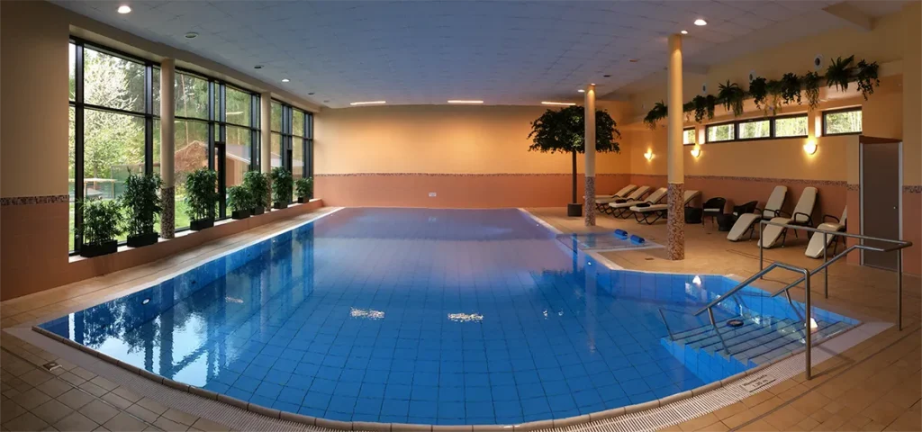 aww-seniorencampus-friedensau-seniorenheim-bewegungsbad-01